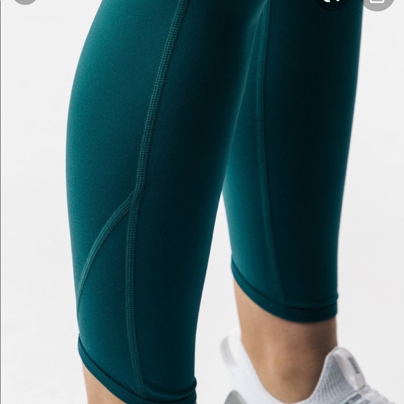 Alphalete Alphalux Harmony in Dark Sea - Picture 2 of 5